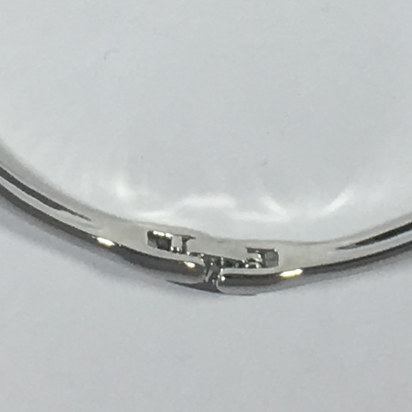 Swarovski Blue Crystal Silver Heart Charm Bangle - Picture 6 of 7